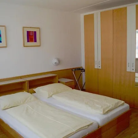 Allyouneed Hotel